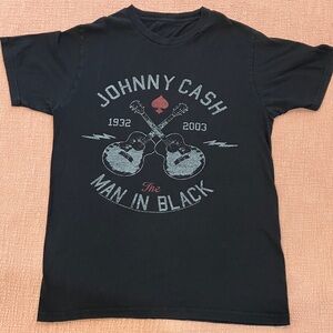 Johnny Cash The man in black Men's small Black Graphic t-shirt